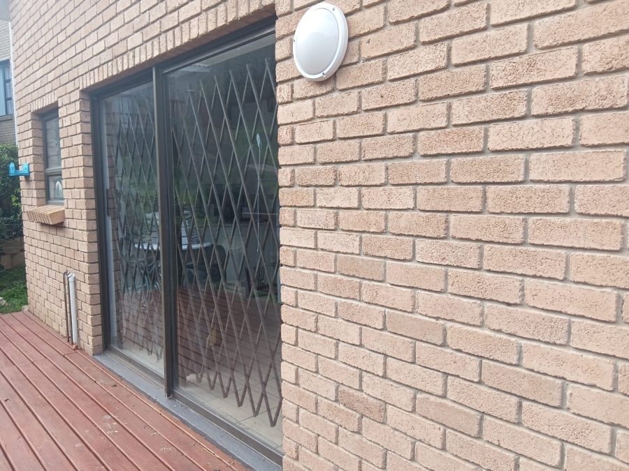 To Let 3 Bedroom Property for Rent in Dana Bay Western Cape